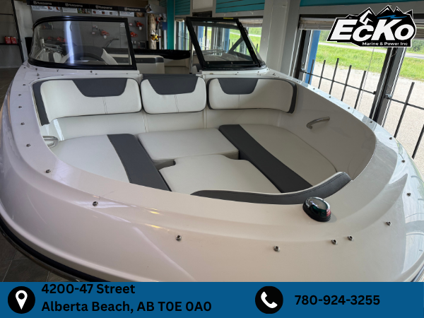 2019 Bayliner VR4 with 4.5L Mercruiser
